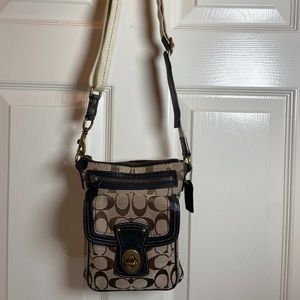 Coach Legacy 40725 Swingpack Crossbody Bag - image 1